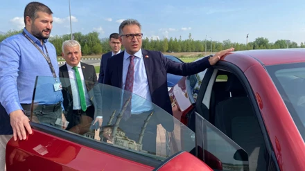 Rektör Aksoy, KKTC’nin yerli otomobili GÜNSEL ile test sürüşü yaptı